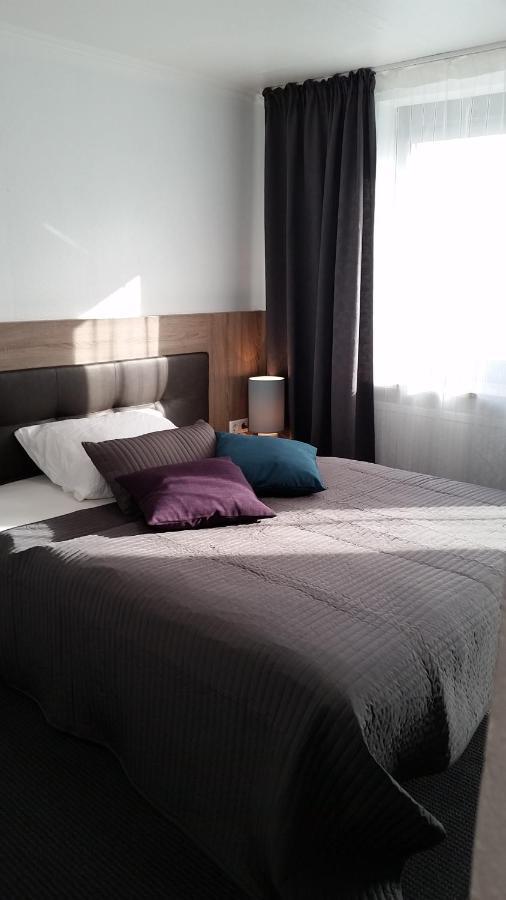 Appart-Hotel, Einsteinstrasse Herzogenaurach Ngoại thất bức ảnh