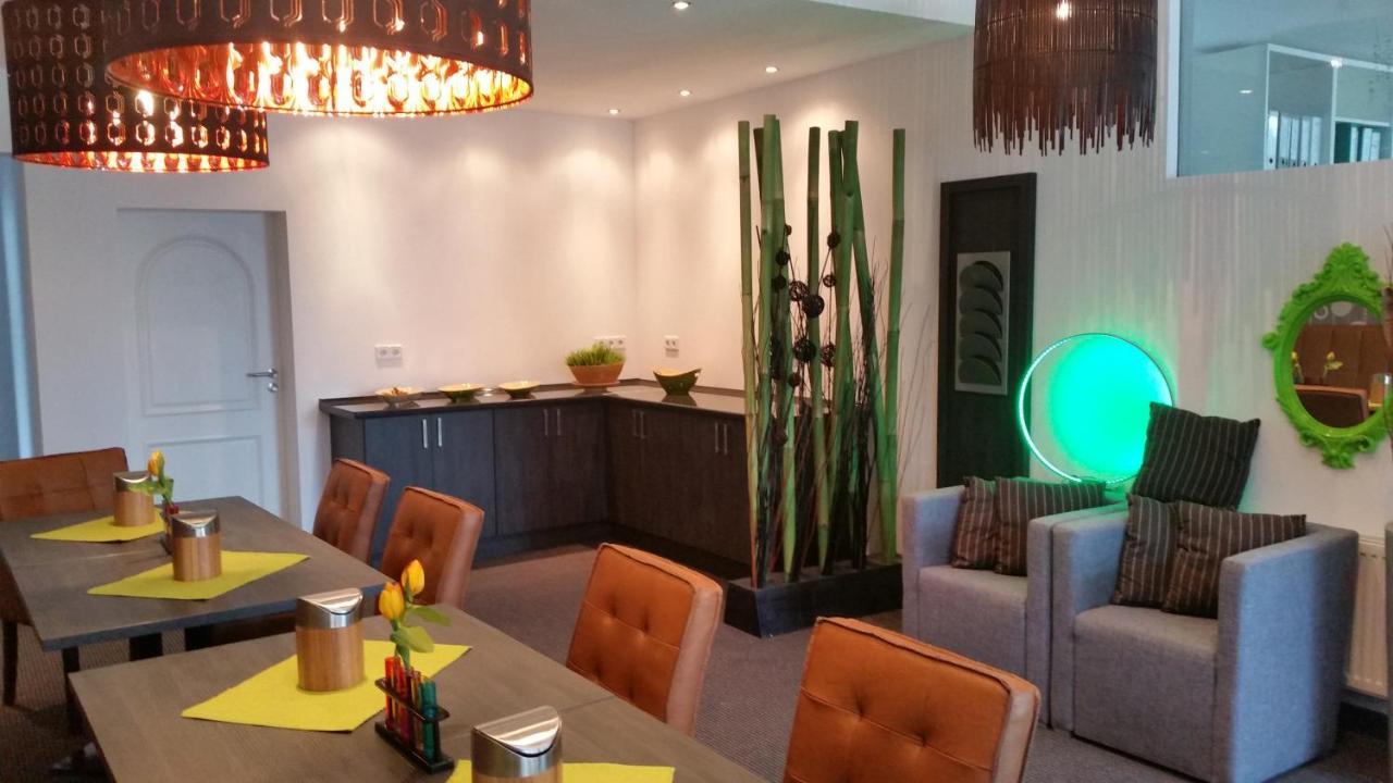 Appart-Hotel, Einsteinstrasse Herzogenaurach Ngoại thất bức ảnh